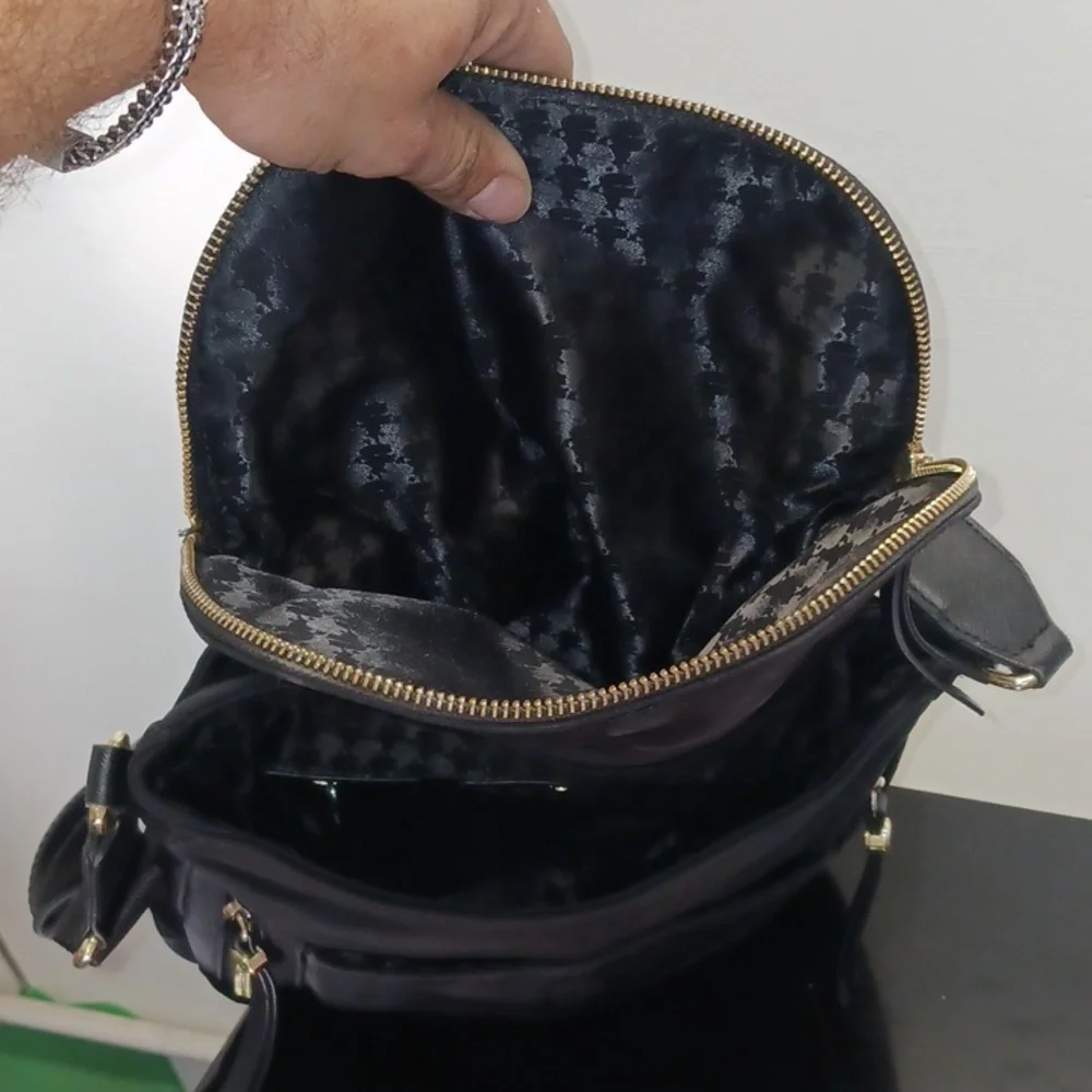 Karl Lagerfeld black nylon crossbody/shoulder bag. - Picture 6 of 13